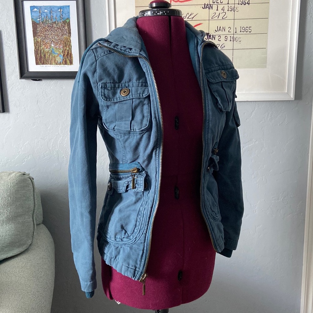 COPY - BB Dakota jacket as seen in Twilight